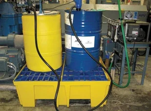 Arengo Paleta wanna wychwytowa, wysokoprofilowa, składowanie 4 beczki 200L lub pojemnik IBC/KTC, 510l (wymiary: 1320x1320x430 mm) 09880955 - 3 szt. rabat 10% - Skrzynki i torby narzędziowe - miniaturka - grafika 5