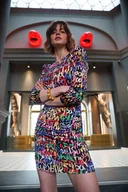 Sukienki - Sukienka mini kolorowa - miniaturka - grafika 1