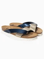 Klapki i japonki damskie - BAYTON Klapki "Mildura" w kolorze złoto-granatowym - miniaturka - grafika 1