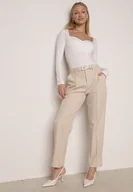 Spodnie damskie - Beżowe Eleganckie Spodnie Cygaretki z Wysokim Stanem i Paskiem z Klamerką Diminas - miniaturka - grafika 1