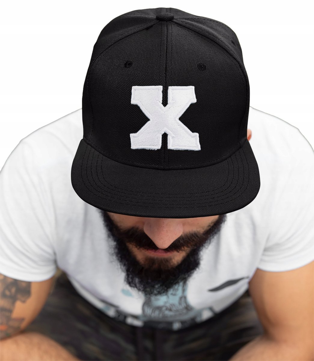 CZAPKA PROSTY DASZEK LITERA X HAFT AMERICAN TWILL