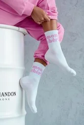 Skarpetki damskie z modnym różowym napisem Mon Chéri Milena - Skarpetki damskie - miniaturka - grafika 1