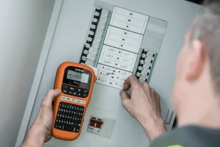 PT-E110VP - Profesjonalna ręczna drukarka etykiet P-Touch z szerokością taśmy TZe do 12mm - Drukarki kart i etykiet - miniaturka - grafika 6