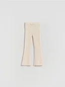 Bluzy dla dziewczynek - Reserved - Dzianinowe spodnie flare - kremowy - miniaturka - grafika 1