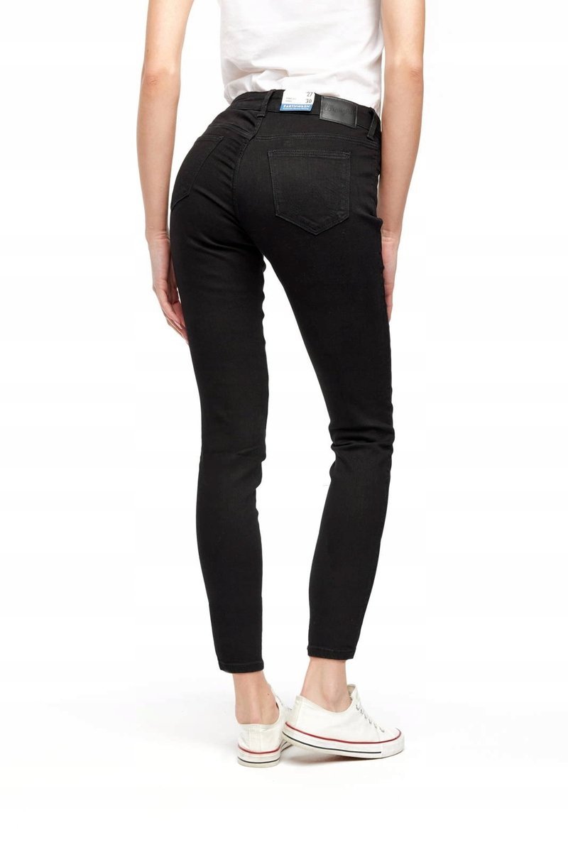 WRANGLER SKINNY PERFECT BLACK W28KLX81H 25/30