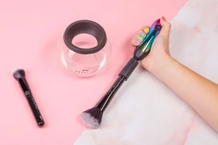 STYLPRO Makeup Brush Cleaner And Dryer Gift Set Rainbow - Urządzenie do czyszczenia pędzli - Pozostałe akcesoria do makijażu - miniaturka - grafika 7