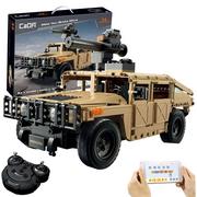 Zabawki zdalnie sterowane - Klocki Konstrukcyjne CaDA Zdalnie sterowany samochód wojskowy Humvee Off-Roader pojazd militarny auto światło LED 628 elementów RC - miniaturka - grafika 1