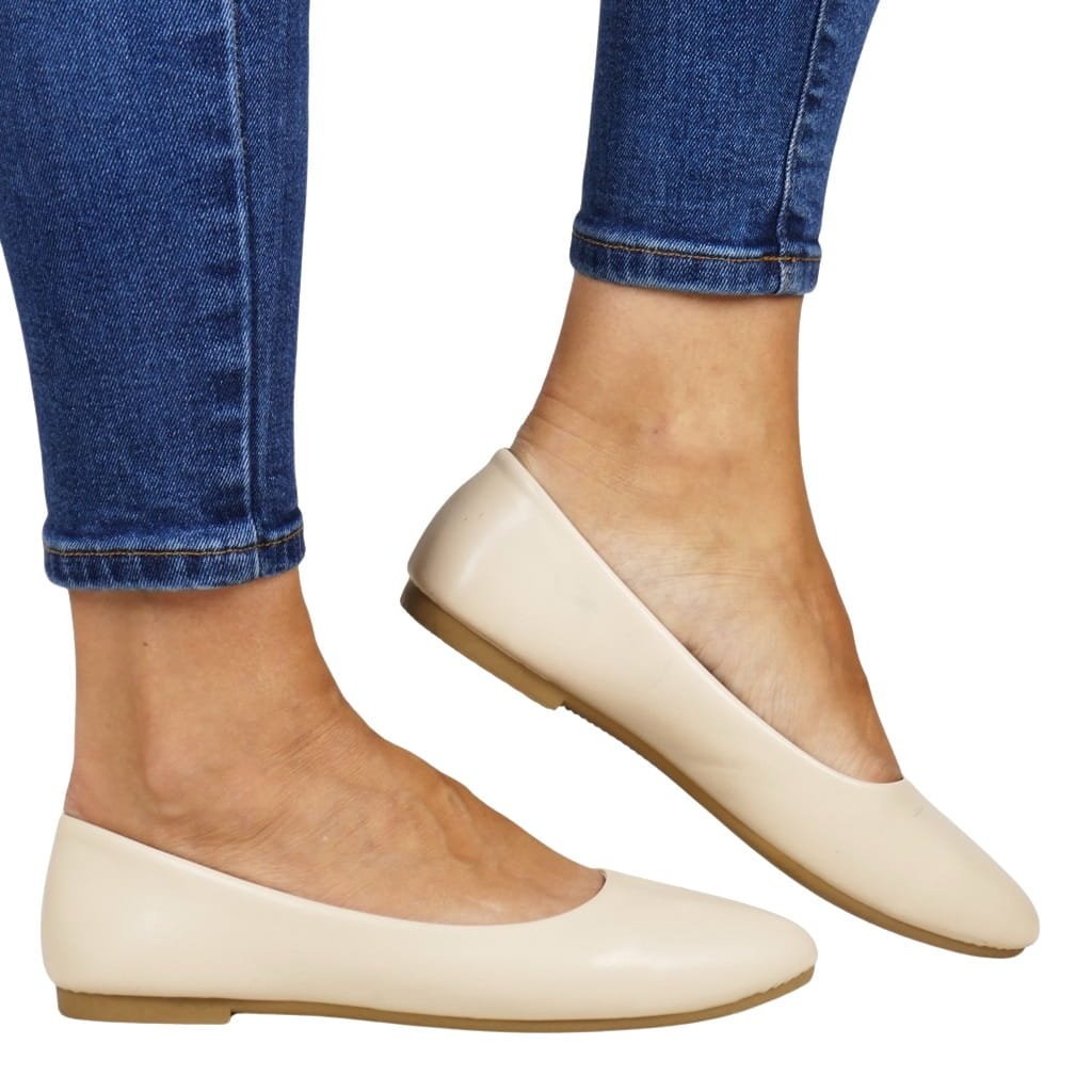 Baleriny Na Płaskiej Podeszwie Gładkie Evento 7641 Beżowe Licowe