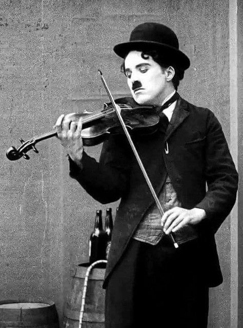 PODKŁADKA POD MYSZ Z Nadrukiem 22x18 cm Charlie Chaplin Tekst Prezent