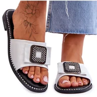 Klapki i japonki damskie - Damskie Skórzane Klapki Z Dżetami S.Barski KV-2775-33 Srebrne srebrny - miniaturka - grafika 1