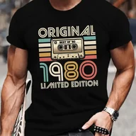 Koszulki męskie - TEMU 1980 Edycja limitowana T-shirt z grafiką - Retro Cassette Tape Design, „ of '80” Print, Letnia koszulka na dla dorosłych, Letnia odzież Retro - miniaturka - grafika 1