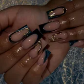 Inne - TEMU 24-częściowy zestaw luksusowych paznokci prasowanych, średniej długości, kwadratowej formy z złotymi akcentami, połyskującą powierzchnią, - miniaturka - grafika 1