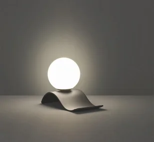 Trio Leuchten Lekko wygięta lampa stołowa Lara ze szklaną kulą - Lampy stojące - miniaturka - grafika 4