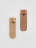 Skarpetki dla dzieci - Reserved - Skarpetki z haftem 2 pack - brązowy - miniaturka - grafika 1