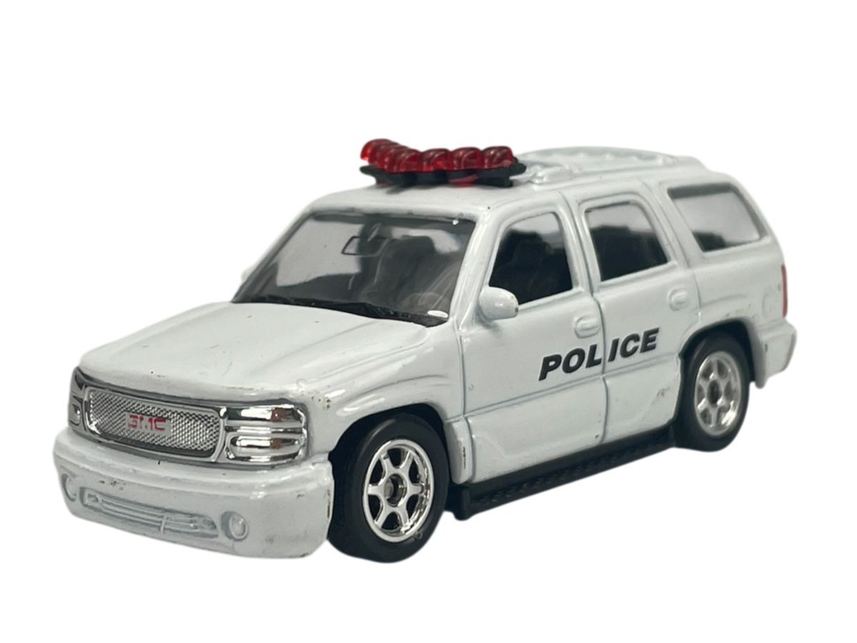 WELLY 2001 GMC YUKON DENALI POLICJA 1:60 SAMOCHÓD NOWY METALOWY MODEL