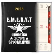 Kalendarze - KALENDARZ KSIĄŻKOWY PLANNER TERMINARZ DZIENNY A5 2025 PREZENT DLA EMERYTA - miniaturka - grafika 1