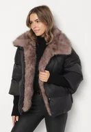 Kurtki damskie - Czarna Pikowana Kurtka Oversize z Futrzanymi Zdobieniami Saranessa - miniaturka - grafika 1