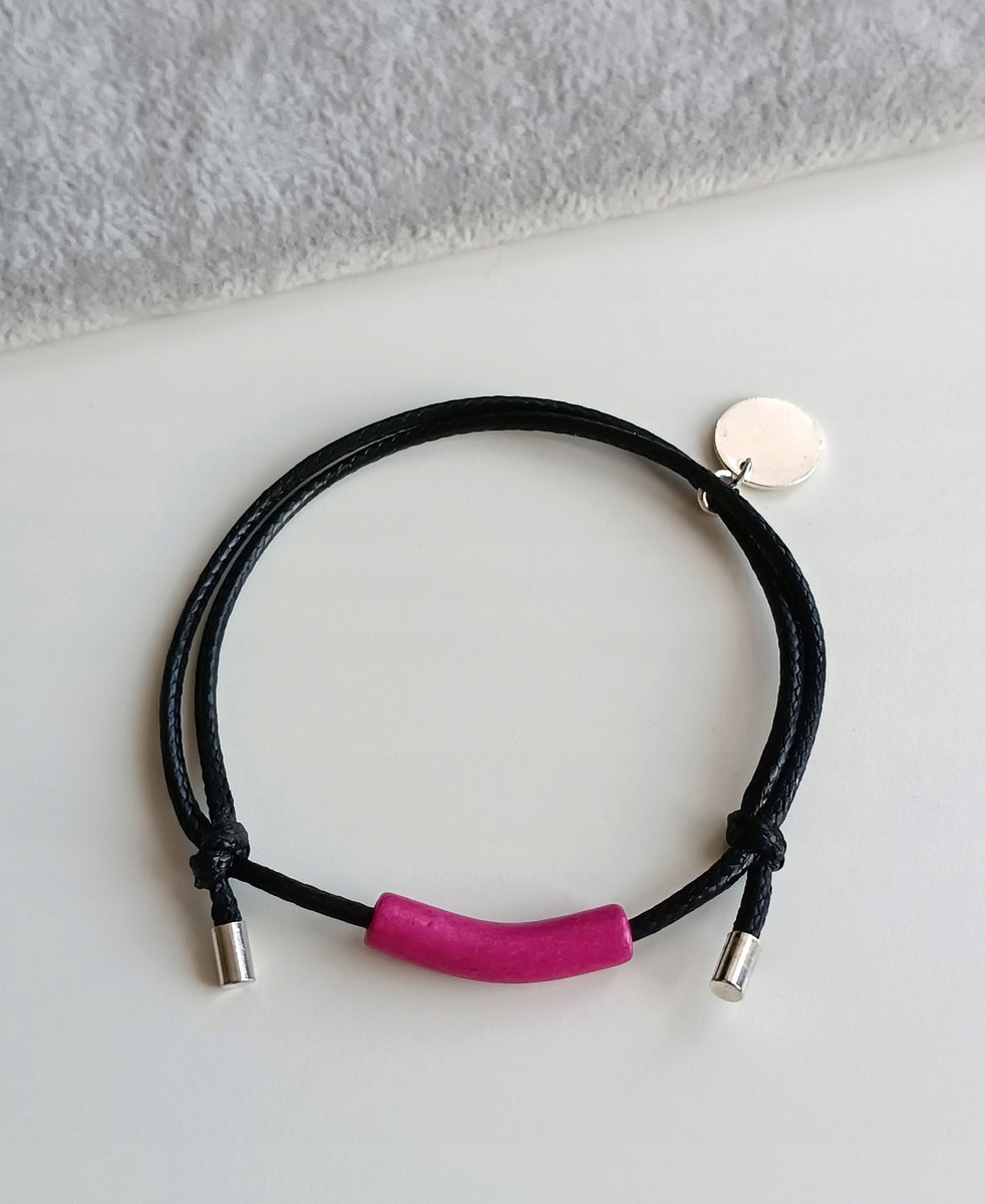 Czarno Różowa Bransoletka Ceramika Sznurek Regulowana Supełkami Blaszka