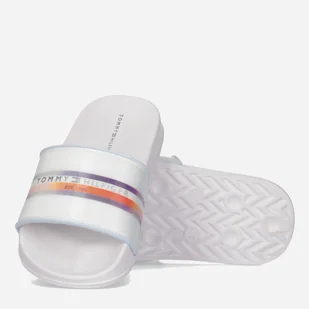 Klapki dziecięce Tommy Hilfiger Reflective Pool Slide T3B0-32931-1172100- 28 White (8052578193808_PL) - Buty dla chłopców - miniaturka - grafika 1