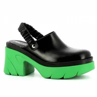 Klapki i japonki damskie - Kryte klapki damskie CARINII - Carinii - miniaturka - grafika 1