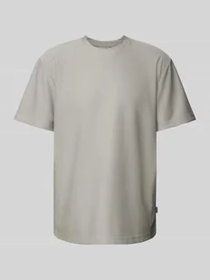 T-shirt o kroju relaxed fit z detalem z logo model ‘FRED’ - Koszulki męskie - miniaturka - grafika 1