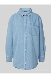 Koszula jeansowa o luźnym kroju z mieszanki bawełny model MAISIE - Pieces - Koszule damskie - miniaturka - grafika 1