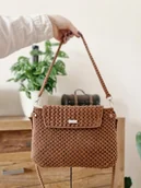 Torebki damskie - Torebka ze sznurka casualowa - pleciona, makrama - karmelowa - miniaturka - grafika 1