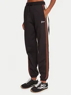 Spodnie sportowe damskie - Guess Spodnie dresowe V5BB02 KCX22 Czarny Regular Fit - miniaturka - grafika 1