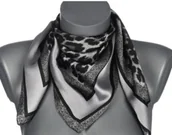 Apaszki i szaliki damskie - Chusta damska apaszka SATYNOWA gawroszka GB-34 czarna panterka - miniaturka - grafika 1