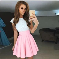 Sukienki - Sukienka na krótki rękaw z koronkową górą - Różowy - miniaturka - grafika 1