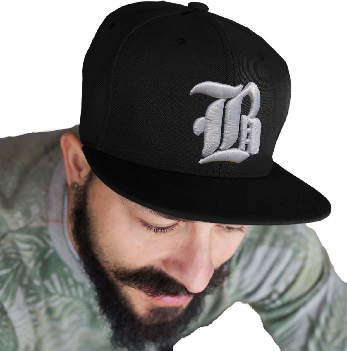 CZAPKA PROSTY DASZEK GOTYCKIE LITERY HAFT 3D B