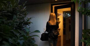 Elgato Eve Cam kamera wewnętrzna HomeKit - Systemy inteligentnych domów - miniaturka - grafika 9