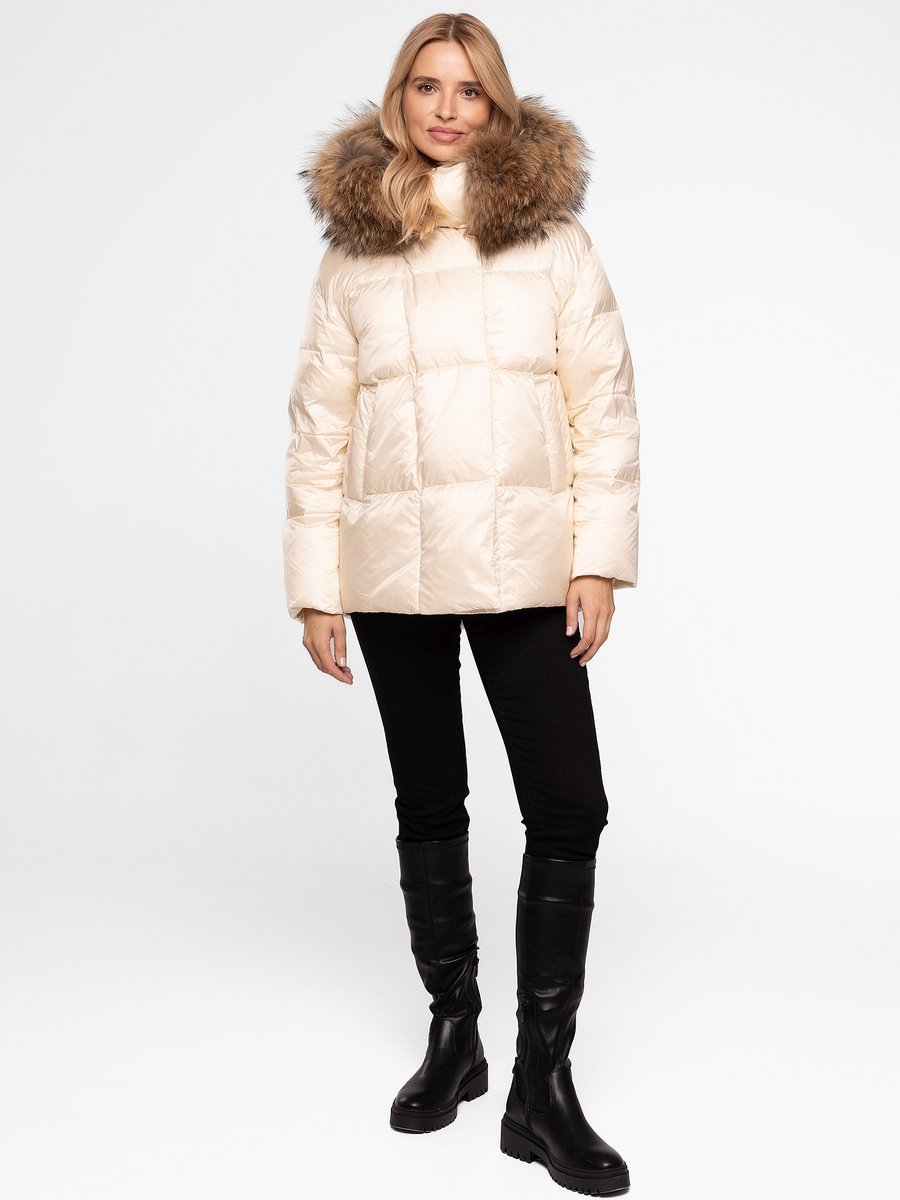 Krótka Puchowa Kurtka Damska z Futrem Jenota