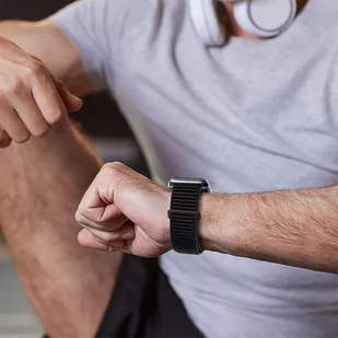 Pasek Alogy Nylon Strap z rzepem do Apple Watch 1/2/3/4/5/6/7/8/SE 38/40/41mm Czarny - Akcesoria do smartwatchy - miniaturka - grafika 4