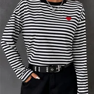 Bluzki damskie - TEMU Yuxue Casualowa Koszulka w Paski z Długim Rękawem dla Kobiet z Czerwonym Haftowanym Sercem, Czarno-Biała Bluzka z Okrągłym Dekoltem, Średnio - miniaturka - grafika 1