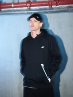 Bluzy męskie - 4F Bluza dresowa regular z kapturem męska - czarna XXL - miniaturka - grafika 1