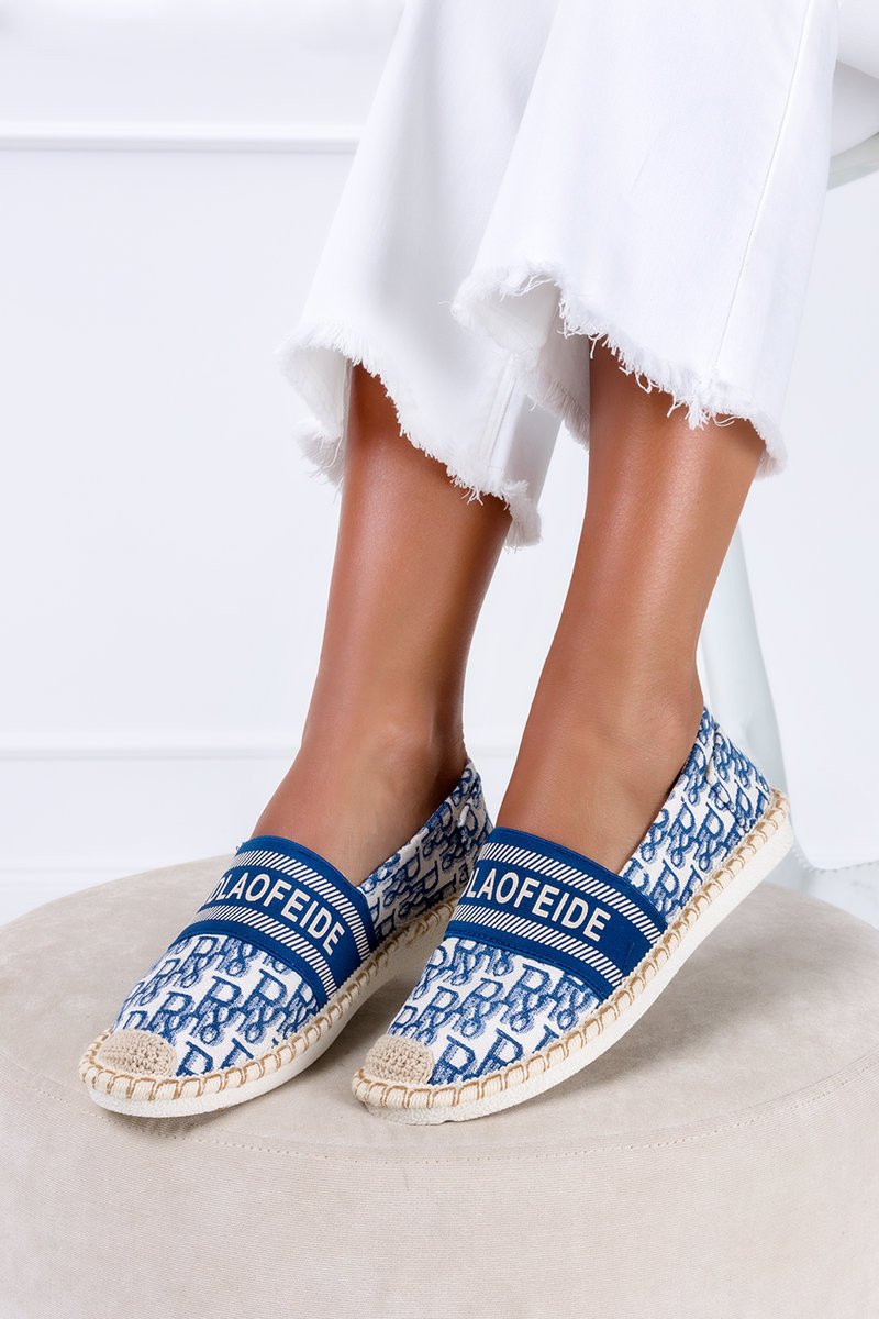 Niebieskie espadryle z napisami slip on Casu NB538P-38