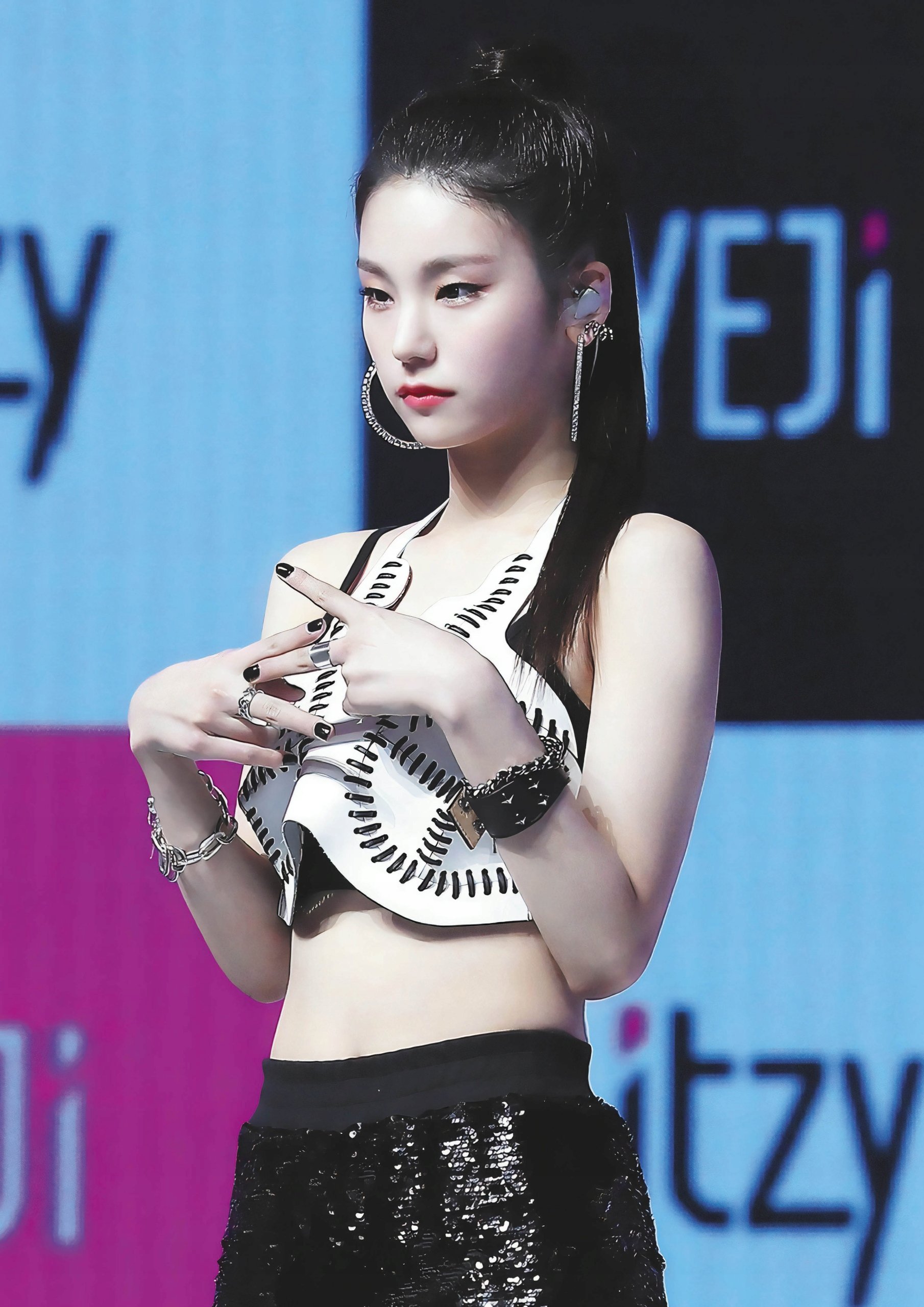 Plakat A1 Itzy K-Pop Kpop Korea Muzyka Yeji