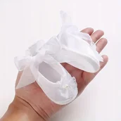 Buty dla dziewczynek - Śliczne buciki dla niemowlaka chrzest perełka modne letnie do chrztu 9cm - miniaturka - grafika 1