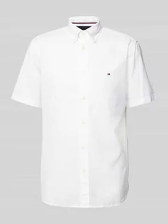 Koszule męskie - Koszula casualowa o kroju regular fit z kołnierzykiem typu button down - grafika 1