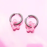 Kolczyki - Kolczyki koła z MINI kwiatkami brokatowymi - miniaturka - grafika 1