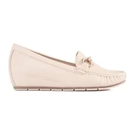 Mokasyny damskie - Goodin Beżowe mokasyny na niskim koturnie z ozdobą beżowy - miniaturka - grafika 1
