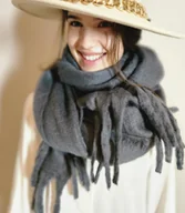 Apaszki i szaliki damskie - Szal szalik Gruba Chusta frędzle jednokolorowy ciepły miękki 180x45 cm - miniaturka - grafika 1