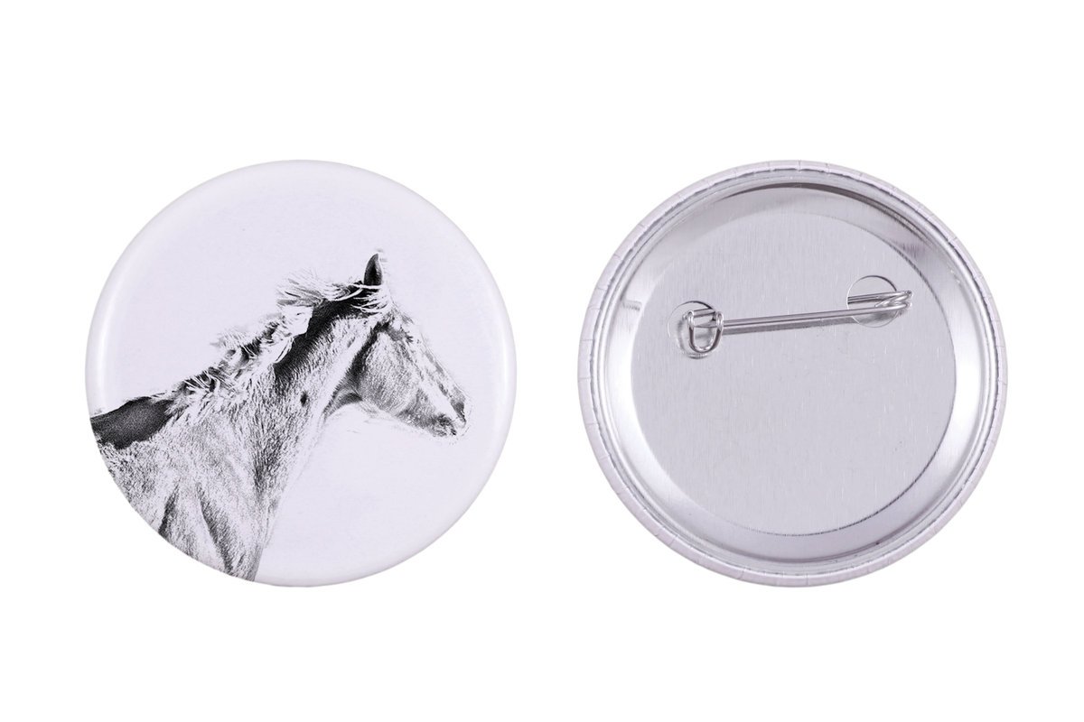 Koń pełnej krwi angielskiej - ozdoba koszuli, przypinka do torby, idealny prezent z możliwościa dodanie swojej grafiki marki Art-Dog