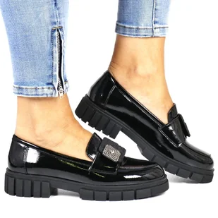 DAMSKIE MOKASYNY NA GRUBEJ PODESZWIE WSUWANE POTOCKI 12468 CZARNE LAKIEROWANE - Półbuty damskie DAMSKIE MOKASYNY NA GRUBEJ PODESZWIE WSUWANE POTOCKI 12468 CZARNE LAKIEROWANE - Półbuty damskie - miniaturka - grafika 1