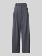 Spodnie damskie - Spodnie o kroju regular fit z zakładkami w pasie i wpuszczanymi kieszeniami - miniaturka - grafika 1