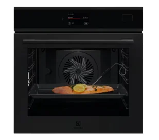 Piekarnik do zabudowy Electrolux 800 SteamPro EOB9S3ST - Piekarniki do zabudowy - miniaturka - grafika 1