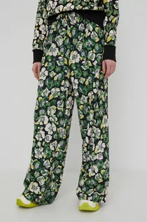 Spodnie damskie - Puma spodnie x LIBERTY damskie kolor zielony szerokie high waist - grafika 1