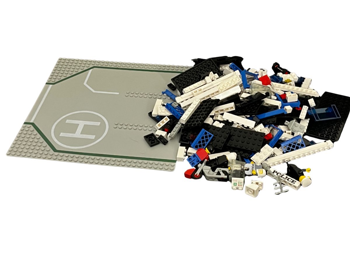 6384 LEGO Posterunek Policji
