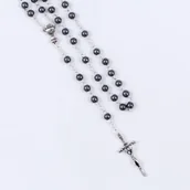 Różańce - Różaniec do Pierwszej Komunii hematyt kamień - miniaturka - grafika 1